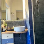 Lucy's House - Comfortable In Апартаменты *