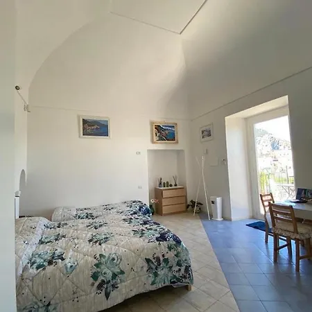 Lucy's House - Comfortable In Апартаменты Амальфи