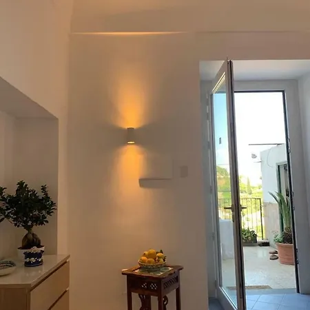 Apartment Lucy's House - Comfortable In *