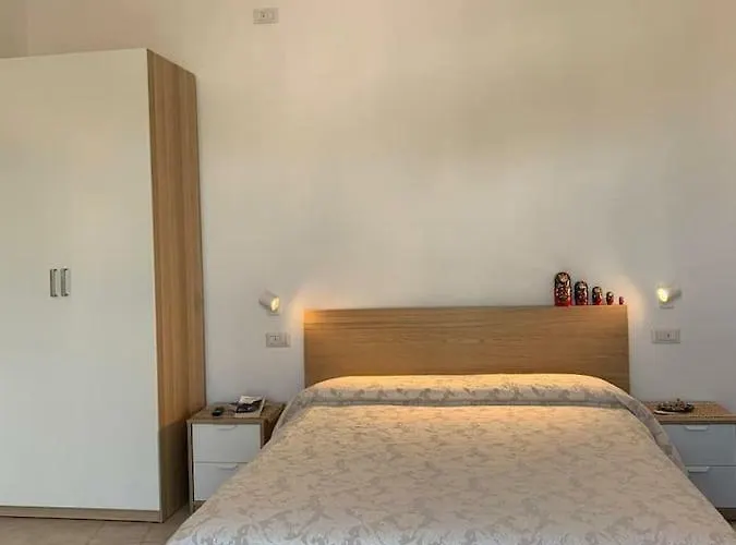 Lucy's House - Comfortable In Apartment *